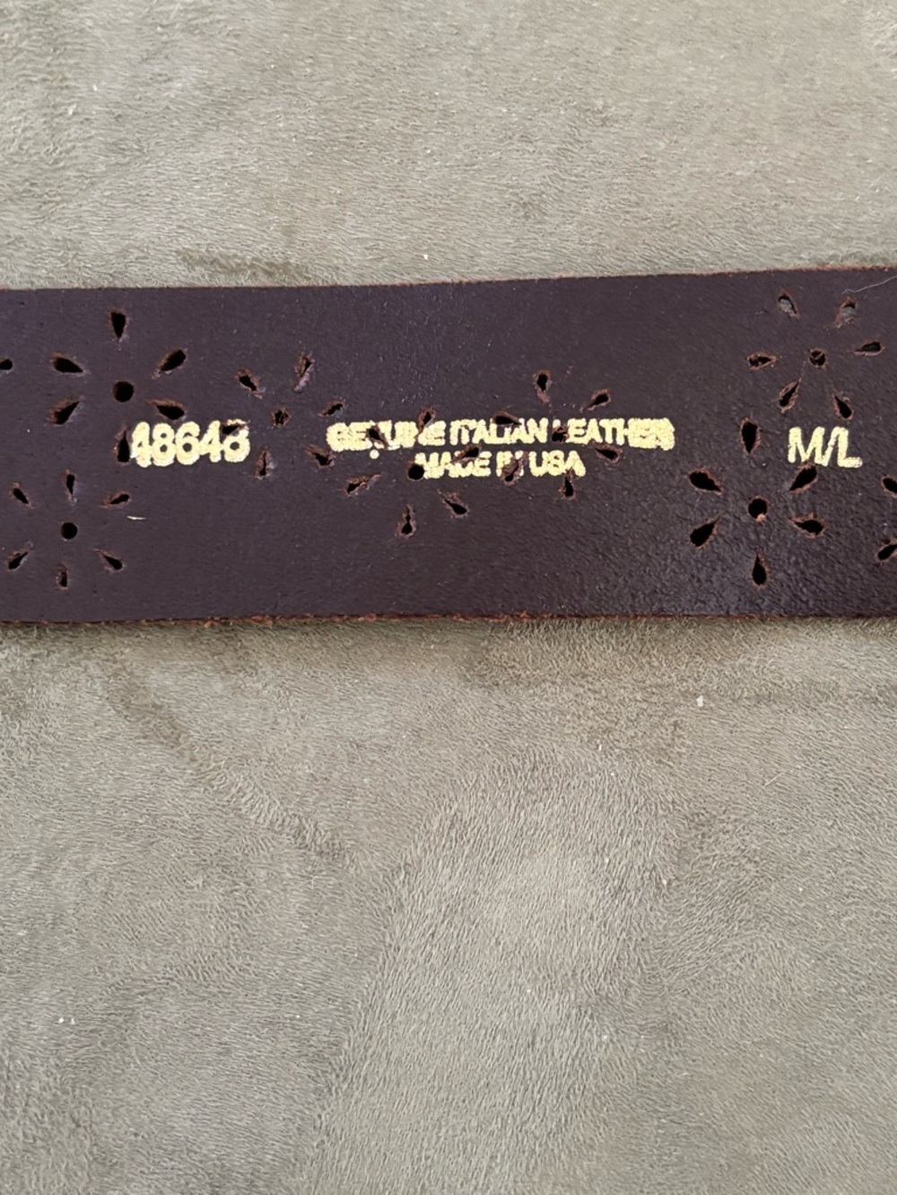 ITALIAN LEATHER Vintage Boho Style Floral Cutout Belt SZ M/L 42”, Made in USA - Picture 4 of 16